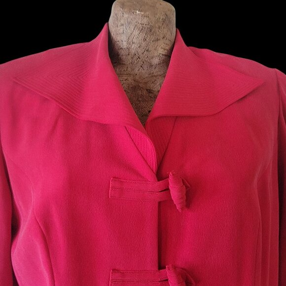 Vtg Silk Red Long-Sleeve Blazer With Knot Button Closures & Wide Collar - Picture 3 of 16